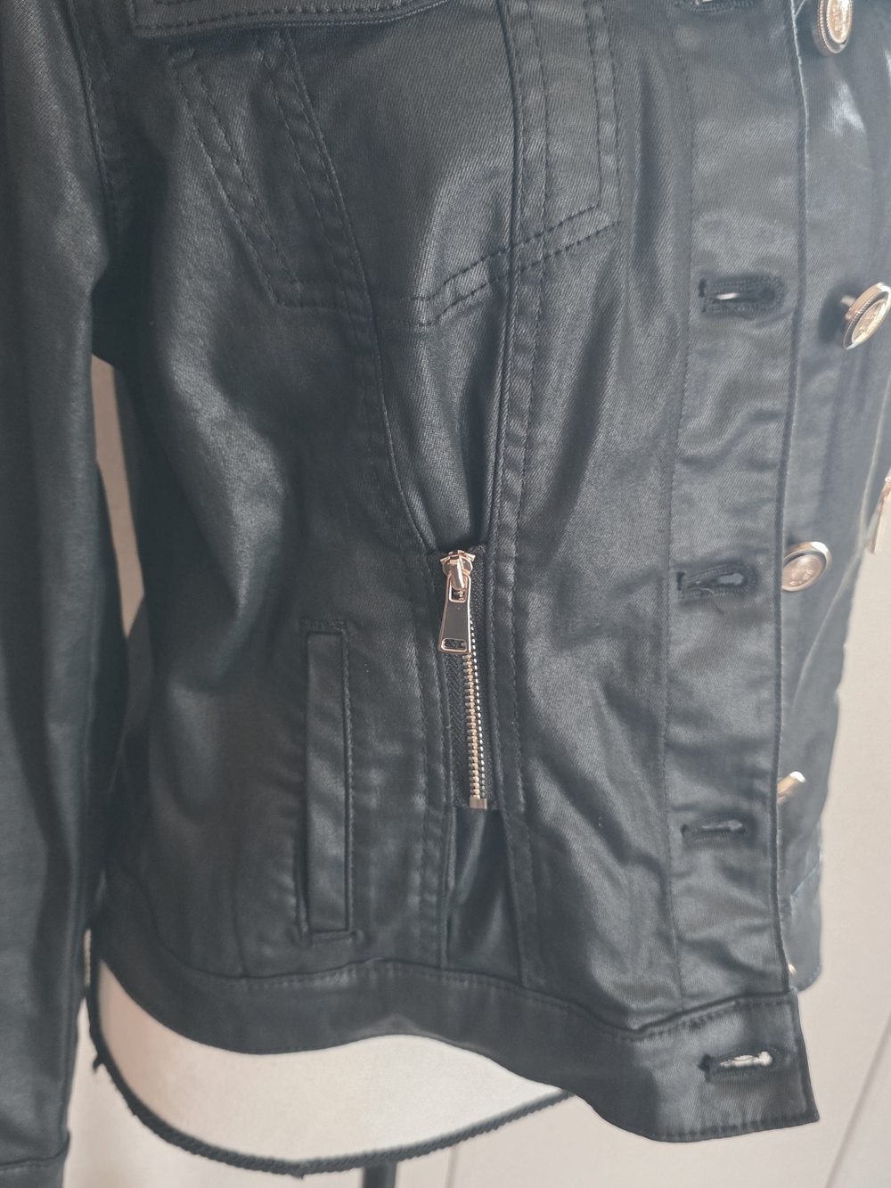 White House Black Market WHBM Black Jacket with Gold Buttons. LP PETIT - Picture 3 of 12